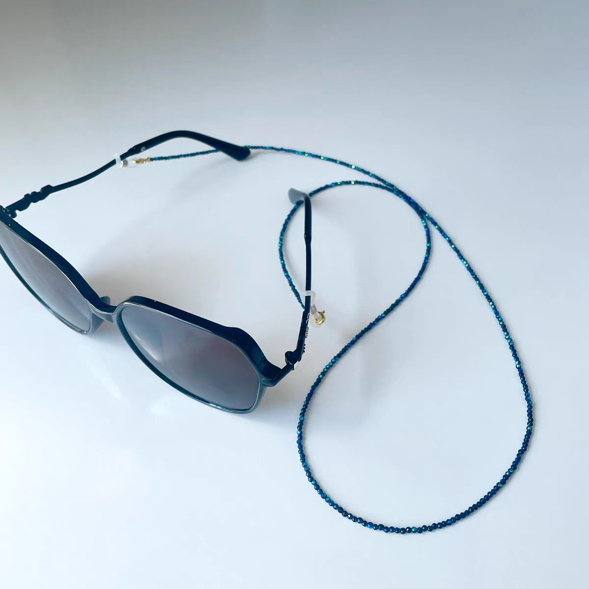 Цепочка для очков с синими цир – обзор и цена Sunglass Retainer Cord